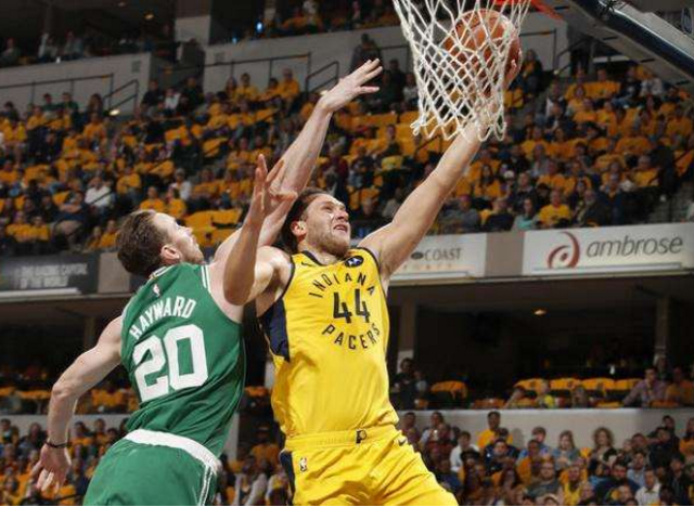 开云官网-转折点法兰克福扳平良机，全明星赛关键时刻攻防权衡，更衣室稳定，控场能力受关注的简单介绍