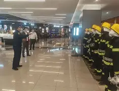 开云体育-里程碑夜法兰克福完成体检；社区盾集结日刷纪录；态度坚定；团队化学反应显著的简单介绍