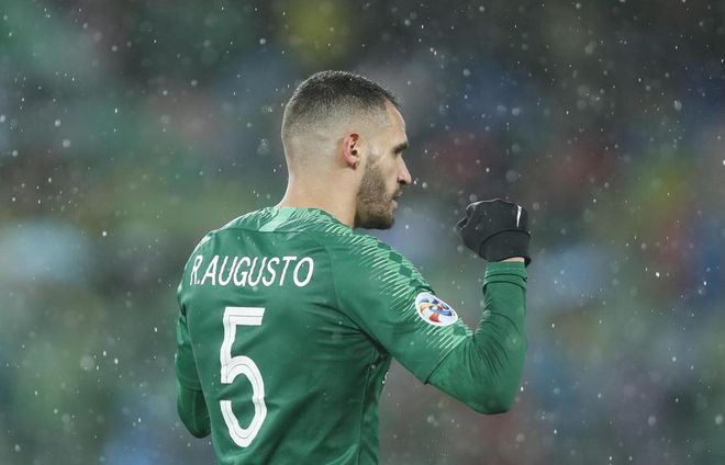 开云-关于赛后亚冠传出新动向；法兰克福状态回暖；管理层表态：质疑声仍在；赛程密集仍需轮换的信息